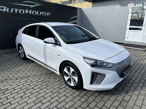 Hyundai Ioniq 2017 - фото 9