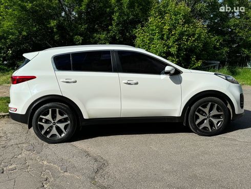 Kia Sportage 2015 белый - фото 5