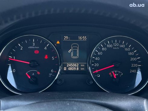 Nissan Qashqai 2010 белый - фото 69