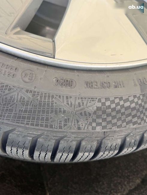 Tesla Model Y 2022 - фото 20