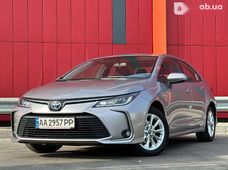 Купити Toyota Corolla 2019 бу в Києві - купити на Автобазарі