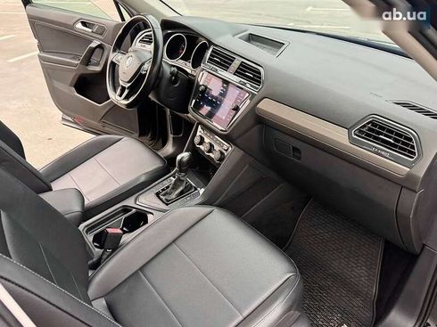 Volkswagen Tiguan 2019 - фото 25