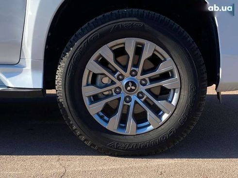 Mitsubishi Pajero Sport 2024 - фото 8