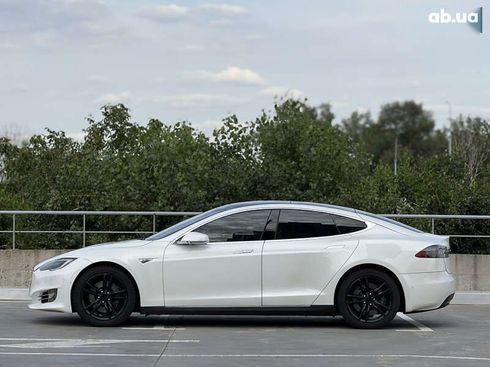 Tesla Model S 2014 - фото 15