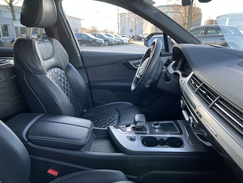 Audi SQ7 2018 - фото 19