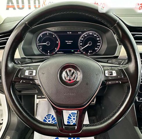Volkswagen Passat 2018 - фото 15