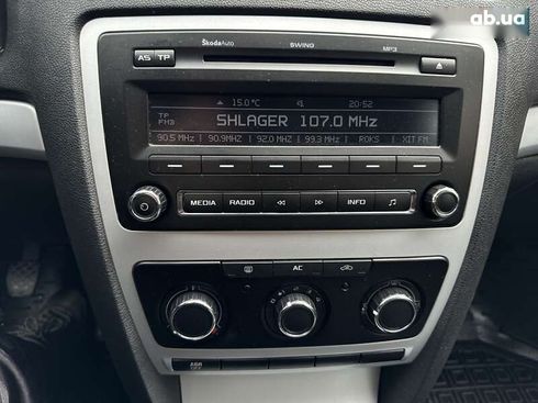 Skoda Octavia 2011 - фото 29