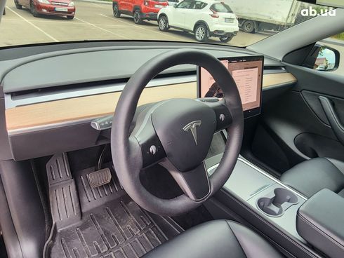 Tesla Model Y 2022 черный - фото 4