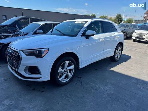 Audi Q3 2020 - фото 2