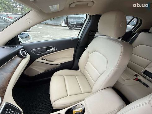 Mercedes-Benz GLA-Класс 2016 - фото 27