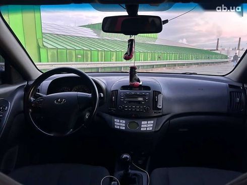 Hyundai Elantra 2008 - фото 14