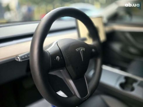 Tesla Model 3 2022 - фото 10