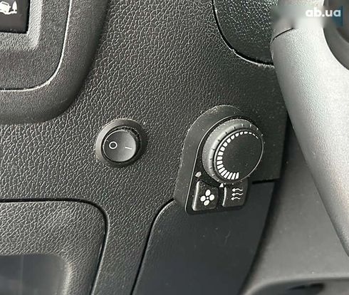 Renault Master 2016 - фото 22