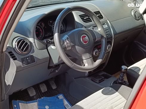 Fiat Sedici 2010 красный - фото 17