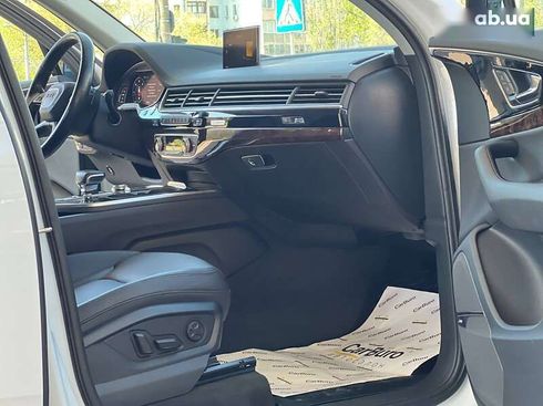 Audi Q7 2016 - фото 29