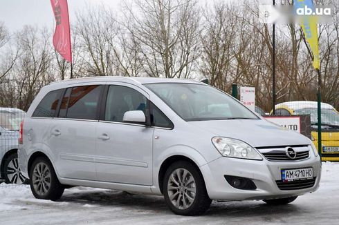 Opel Zafira 2011 - фото 6