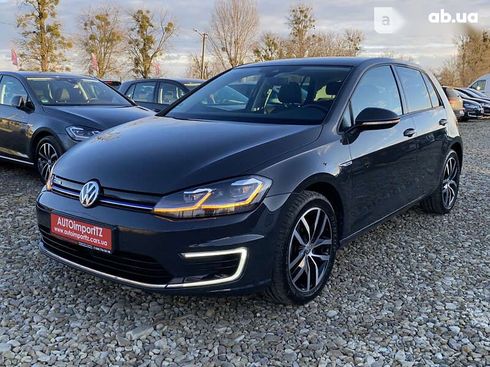 Volkswagen e-Golf 2020 - фото 9