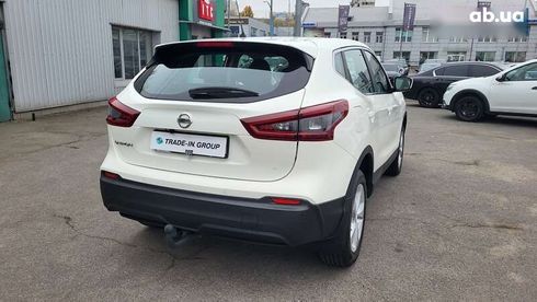 Nissan Qashqai 2021 - фото 10