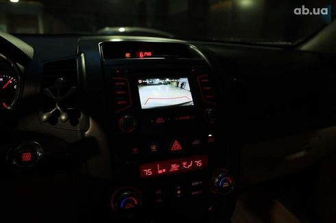 Kia Sorento 2012 - фото 25