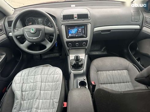 Skoda Octavia 2012 - фото 27