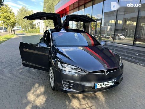 Tesla Model X 2018 - фото 3