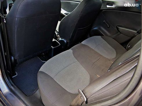 Hyundai Accent 2011 - фото 10