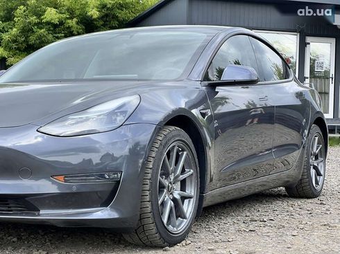 Tesla Model 3 2021 - фото 11