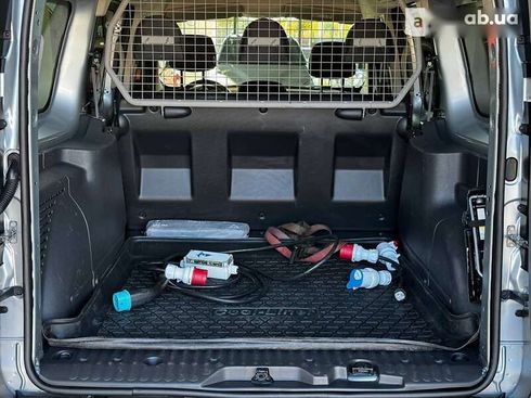 Renault Kangoo 2020 - фото 16