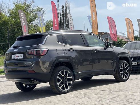 Jeep Compass 2018 - фото 17