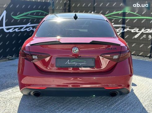 Alfa Romeo Giulia 2020 - фото 4