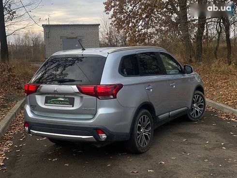 Mitsubishi Outlander 2015 - фото 8