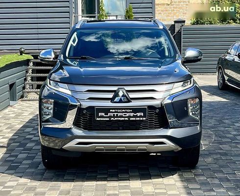 Mitsubishi Pajero Sport 2019 - фото 2