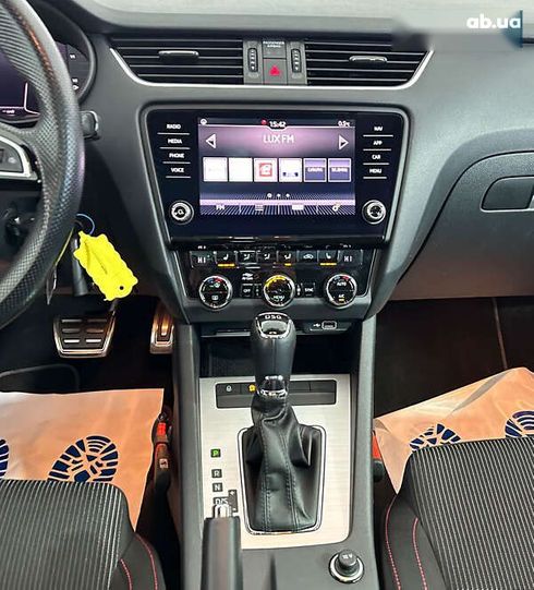 Skoda Octavia 2019 - фото 13