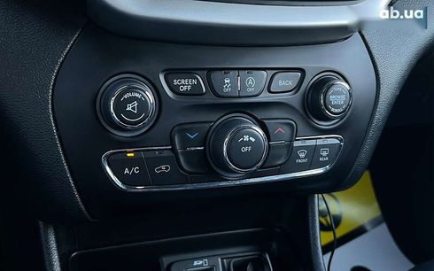 Jeep Cherokee 2016 - фото 20