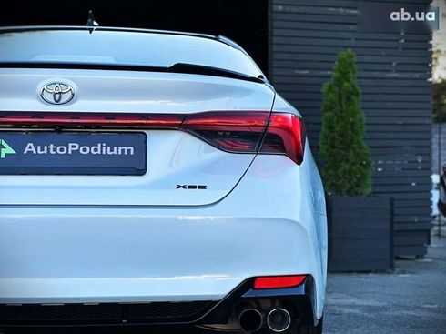 Toyota Avalon 2018 - фото 15