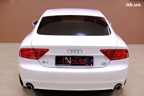 Audi A7 2012 белый - фото 6