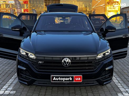 Volkswagen Touareg 2021 черный - фото 13