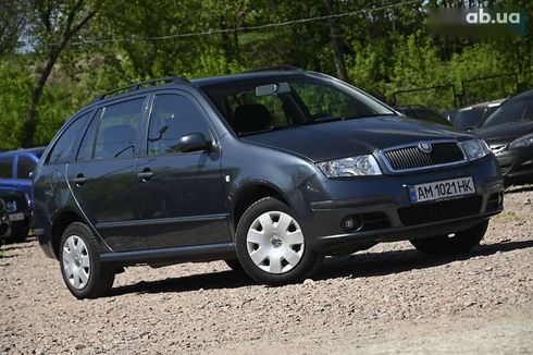 Skoda Fabia 2005 - фото 2