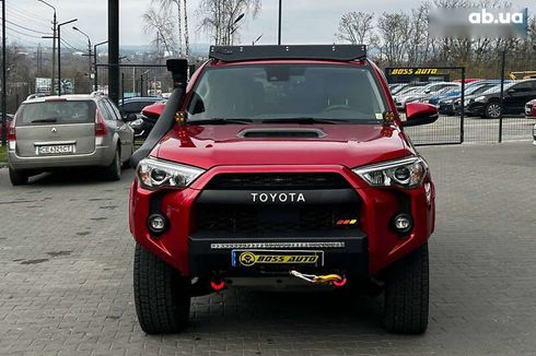 Toyota 4Runner 2020 - фото 2