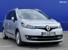 Продажа б/у Renault Scenic 2013 года в Дубном - купить на Автобазаре