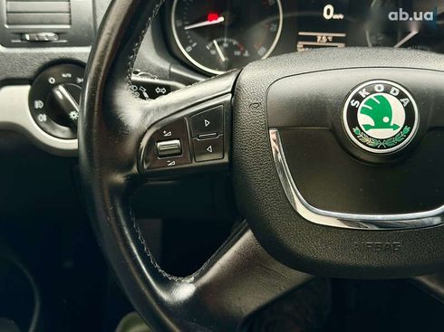Skoda Octavia 2012 - фото 19