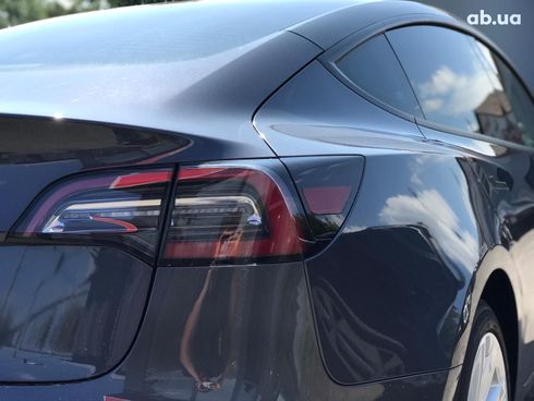 Tesla Model 3 2022 серый - фото 13