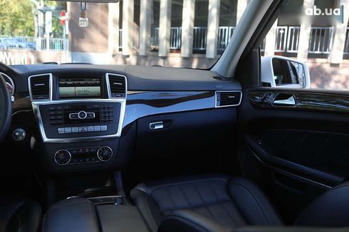 Mercedes-Benz GL-Класс 2013 - фото 14