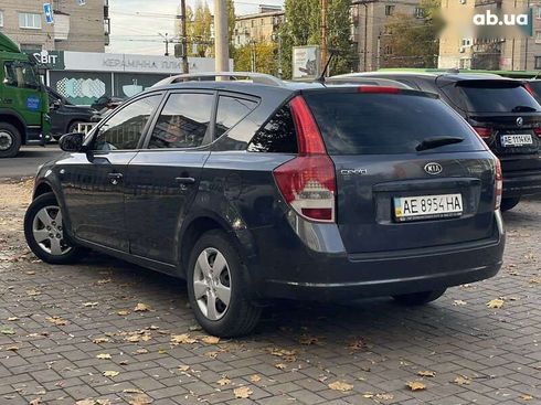 Kia Cee'd 2012 - фото 6