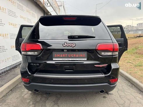 Jeep Grand Cherokee 2019 - фото 16