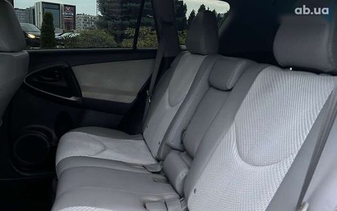 Toyota RAV4 2013 - фото 19