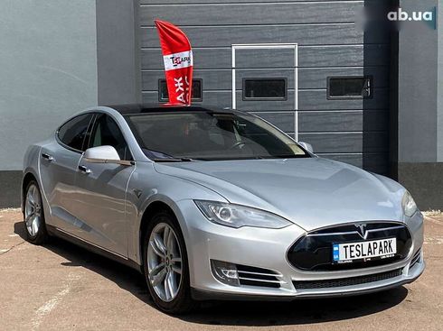 Tesla Model S 2013 - фото 12