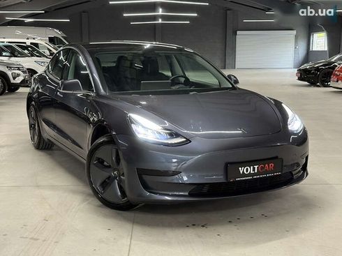 Tesla Model 3 2019 - фото 2