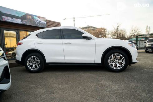 Alfa Romeo Stelvio 2020 - фото 6