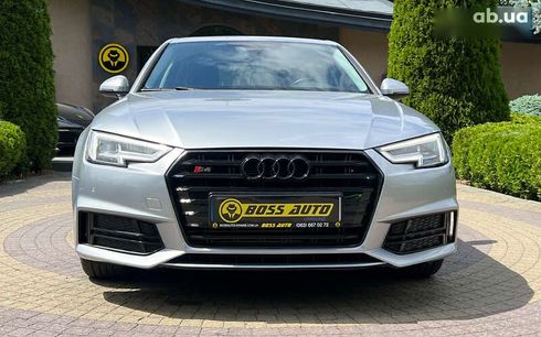 Audi A4 2017 - фото 2